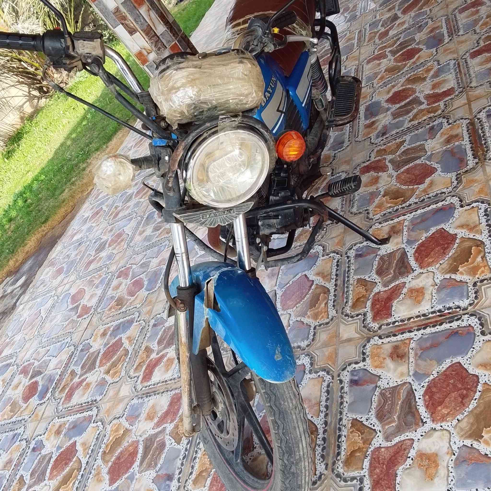 موطور دايوان لبيع موديل 22 اوراقه كامله 900 وبي مجال
‏‪***********‬‏
