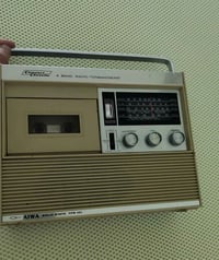 راديو مسجل • ايوا • 4 موجات