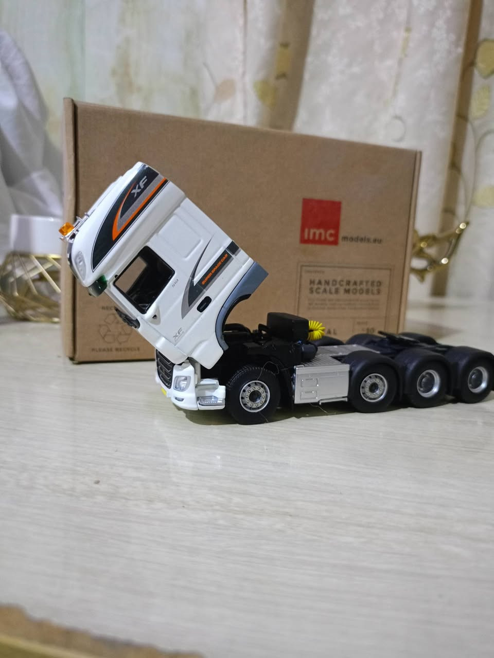قطعه داڤ جديد كارتون حجم 1/50 شركة Imc متوفر للبيع


**إذا كنت صاحب هذا الإعلان وتريد حذفه لأي سبب، رجاءا أرسل رسالة إلى الدعم الفني**