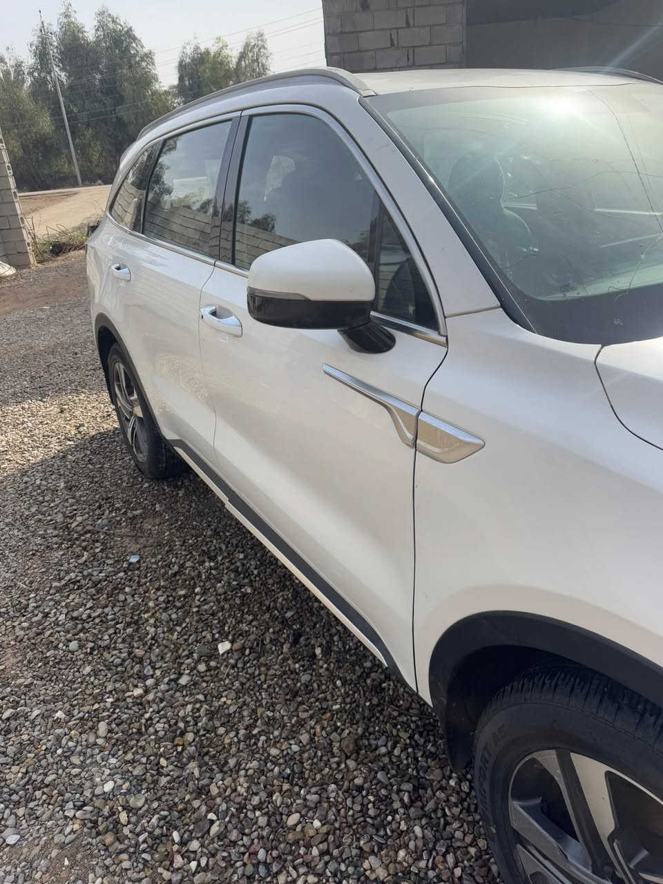 سورنتو موديل 2021 خليجي
السلام عليكم

للبيع سورنتو 21 خليجي  بيها قطعتين مبدلات اصليات وشخط بلباب مرشوش 

 رقم بغداد

مواصفات

‏3500cc V6 محرك

بصمة ابواب + بصمة تشغيل + تشغيل عن بعد كير طيارة+ شفتات بالستيرن

‏Gbs خرائط 

اضاءة الخلفية  بالكامل LED نهاري ابيض

ويل كب قياس 19 

 + مانع انحدار

مانع انزلاق

حساسات امامية وخلفية

الكراسي كهرباء

جنطة كهرباء

تحكمات ستيرن + مثبت سرعة

اشارات مرايا + مري شفط + مري كهرباء شاشة + كامرة خلفية دوارة

وضعيات قيادة ( اعتيادي - ذكي - اقتصادي - رياضي )

3 قطع تبريد

٧ راكب
السعر 230
للاستفسار الاتصال ع الرقم
***********مكان صلاح الدين الضلوعية
