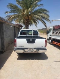 نيسان نافارا • ٢٠١٤ • تاير جديد