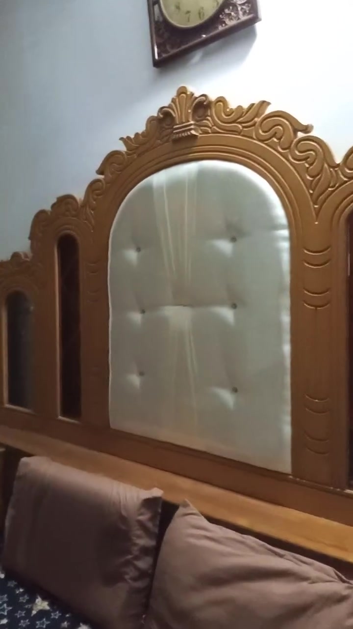 السلام عليكم غرفه نوم للبيع صاج مو سوكيه سويته يم نجار اخذته مصار هواي جديده اخذته بمليون ونص اربده ب ٩٠٠


**إذا كنت صاحب هذا الإعلان وتريد حذفه لأي سبب، رجاءا أرسل رسالة إلى الدعم الفني**