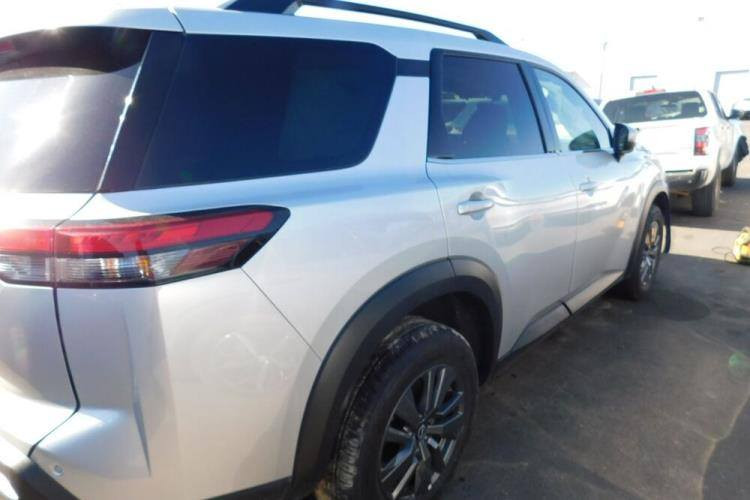 نيسان باثفيندر موديل 23 السياره بالحقيقه احلى نص مواصفات رقم اربيل جاهزه من كلشي صور حادثها مرفقه الشراي يتصل وبخدمته  ***********سعرها 24500 بغداد, العراق
