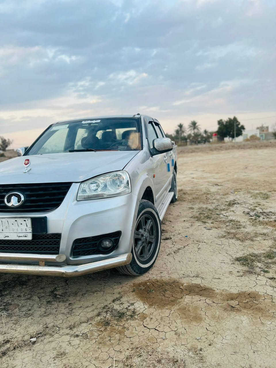 سلام عليكم بيكم كريت ويل موديل 13 رقم قادسيه سنويه مجدده 27. تحويل مباشر مكفولة  كفاله عامه من لضربه ولتبديل لأ خياس ولا زنجار كهرباء كله شغاله جام 4شغالات تبريد تدفيه شغاله سياره جديده تخم تاير جديد حداديه  خير من الله محرك لا ينقص ولا يبخر شرط تحويل مكان بابل ناحيه لشوملي لسعر 67. وبيه مجال تصال بيي واتساب الثير. ***********.   ***********. شرط سياره احله من لصوره
