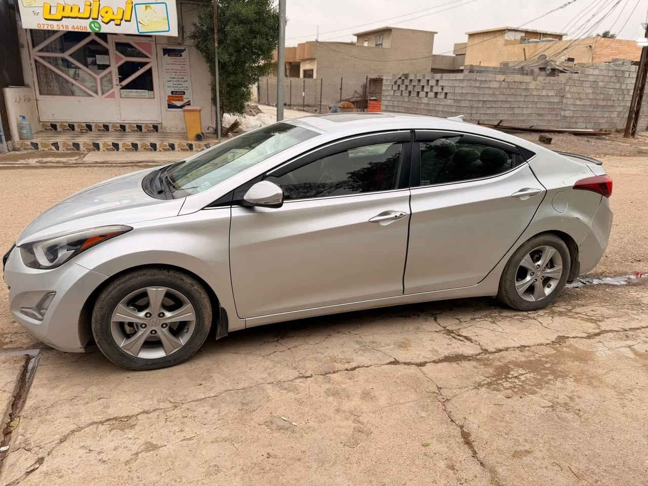 النترا مضلع لون سلفر
رقم بغداد باسمي سنويه باقي سنه يخلص  مشروع وطني 
فول مواصفات 
حساس خلفي  
وبي كوبون بنزين
فتحة سقف
تشغيل بصمة
كير اوتو  موديل 2016
تدفئة  تبريد فول 
كشن سايق وسكن تدفئة 
تثبيت سرعه 
محرك ١٨ 
ماشي 200 km
محرك مامفتوح 
بي  تعديل بارد جوه لايت السكن من ورا موضوح بل صوره
ومعجون يم قبق بانزين  فقط
سعره ١١٧ وبي مجال 
مكاني كركوك
للاستفسار اكثر 
***********
