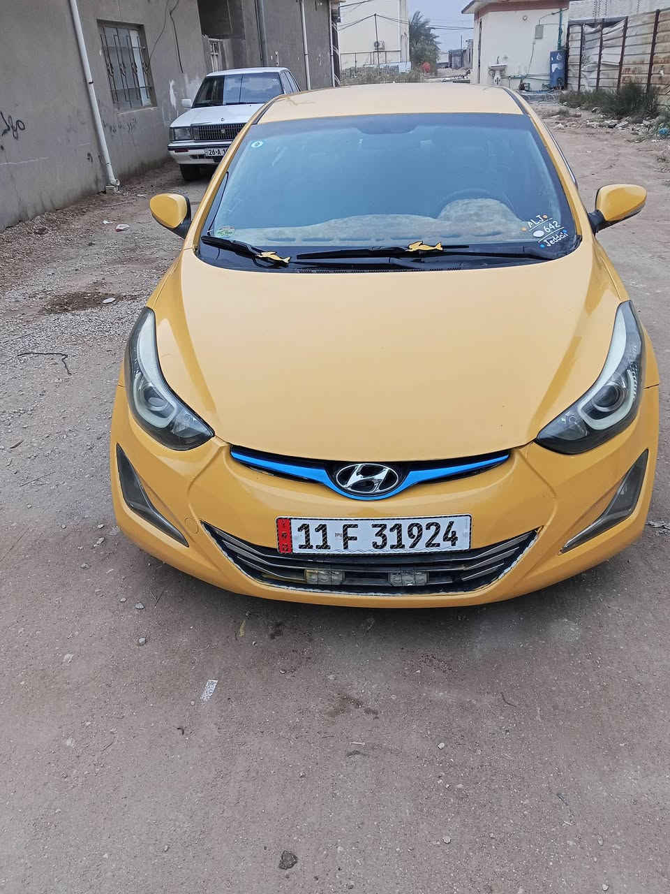 سلام عليكم النترا وارد امريكي 2016 حادث جاملغ وبنيد محرك 1800رقم بغداد باسمي كير  ومحرك مكفولات مكان السياره كربلاء السعر 112 رقم***********
