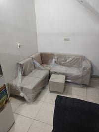 كنب • غير مستعمل • نظيف
