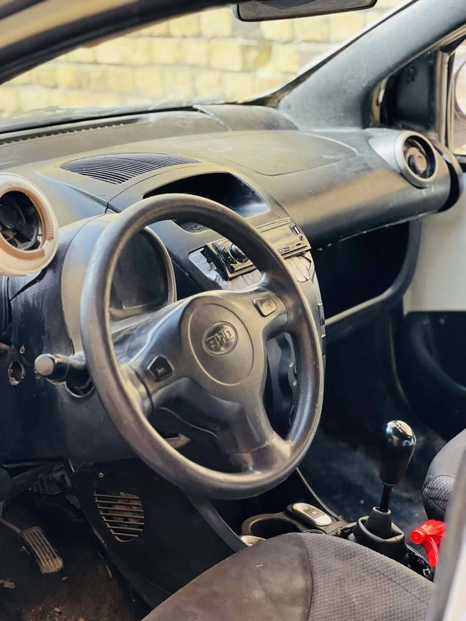 السلام عليكم بي وايدي موديل 2012 كير عادي مكينه نضيفه تخم تاير تدفئة السعر 27 بيه مجال المكان بابل قضاء القاسم الاتصال على الرقم ***********
