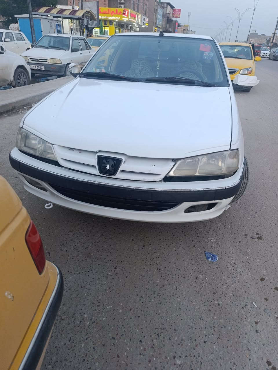 سلام عليكم بيجو بارص مديل 2006مال مزاد للبيع مكينه وكير مكفولات داخل سياره مدوشم  تخم تاير جديد  سياره نضيفه مكان السياره حله السعر 25وبيه مجال الرقم ***********
