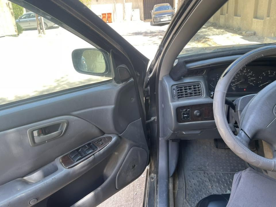 كامري موديل ٢٠٠٠ امريكي مواصفات xle رقم بغداد دولي محرك ٦ سلندر سنوية بسمي مكانها بغداد السعر ٨٠ 
***********
