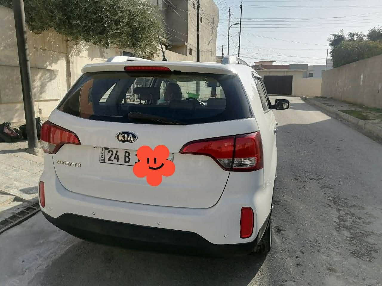 سورتنو 2014
خليجي 
بصمة  ابواب بصمة 
شاشة دچتل  ترحيب  مري شفط 
حساسات. امامية خلفية 
مابيها صبغ  السعر 170وبيها مجال للطيبين
***********
