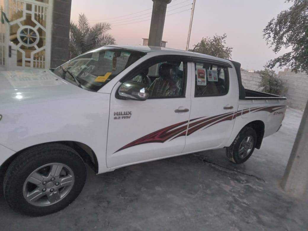 2014 شاصي 19رقم بغداد انكليزي محرك ما مفتوح بيه بابين مفتوح براغين شرط بدون حادث سنويه جديده شرط التحويل ***********
