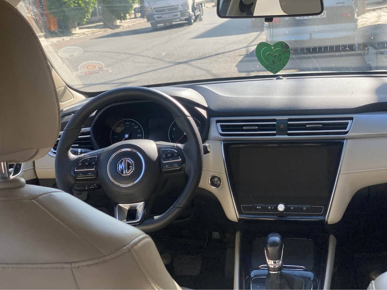MG5
2024
بەسمە سڵایت
شاشەگەورە کوشن هیتەر کوشن کارەبایی ئاوێنە شەفت وئیشارەت  حاسە کامێرا 360  24000کم ڕۆیشتووە سەنەوی تاز تا2030 ڕەقەم سلێمانی  
تەنها دووبست بۆیاغی خوار ڕەقەمەی دواوەی  هەیه

***********

*********** كركوك, العراق

