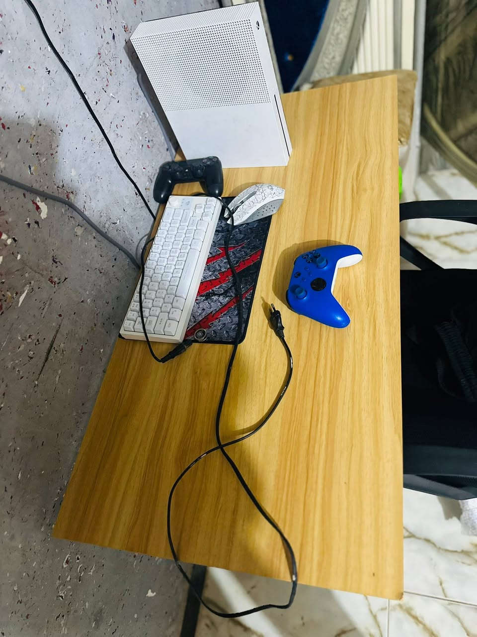 ‏Xbox واحد تيرا ويا جوزتك واحدة اصلية ومميزوك رسي وموس كيبورد تعيد قلب أي وحيدة تريد كامل 
‏العنوان بغداد أبو غريب الحمدانية الثانية قرب شيخ سامي 

واتساب ***********￼
￼￼ الاستفسار على هذا الرقم بس بس  واتساب ￼
