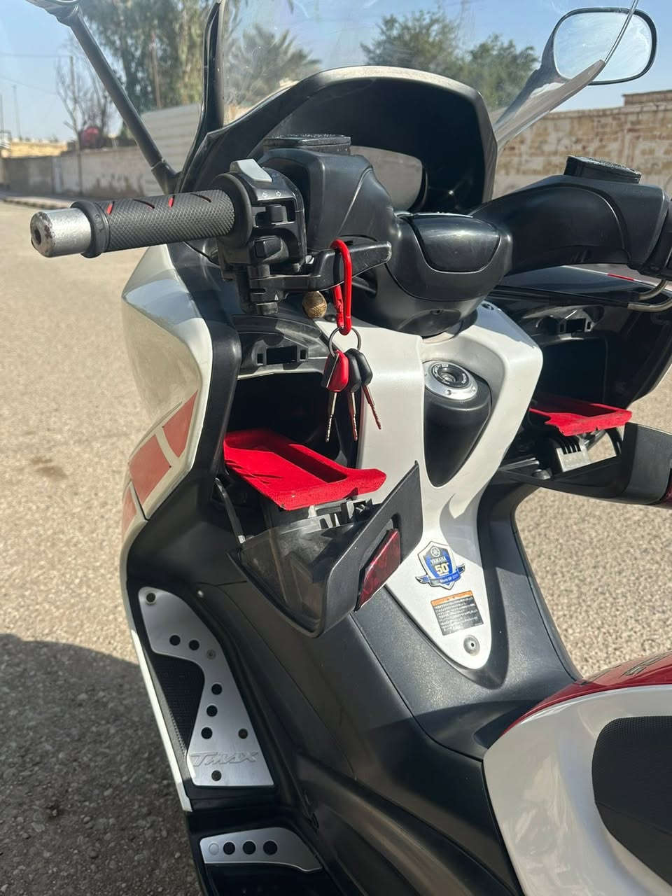 يالله 
Tmax500 .2011 اصل
دشبول أحمر 
ماشية ٢٦
دراجة نظف١٠٠٪؜
كفالة عامة 
‏📞: ٠٧٧١ ٥٦٣ ٣٠٨٥
سعر: ٤٠ 💸شراي بيك خير وتدلل
