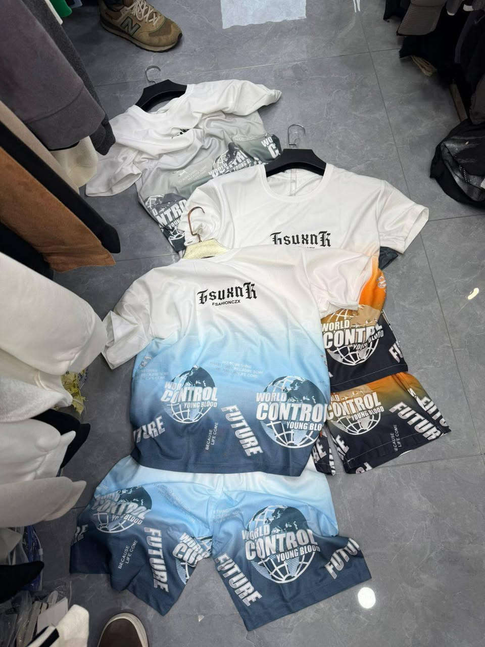 الدرزن مشكل موديلات

تراك 🇨🇳 قماش حجري

الدرزن 75 الف 12 قطعة

قياس M // 4XL قالب 👍


**إذا كنت صاحب هذا الإعلان وتريد حذفه لأي سبب، رجاءا أرسل رسالة إلى الدعم الفني**