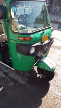 تكتك 22 مرقمه مكاني بغداد 07715870014