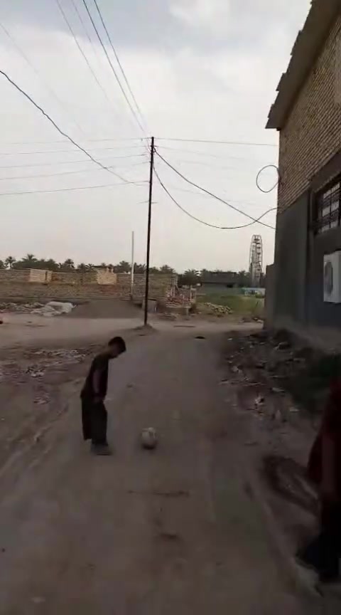 السلام عليكم بيت للبيع زراعي بقريه شيخ اسماعيل غرفتين نوم وصحيات وصاله ومطبخ سعر 60وبي مجال ***********
