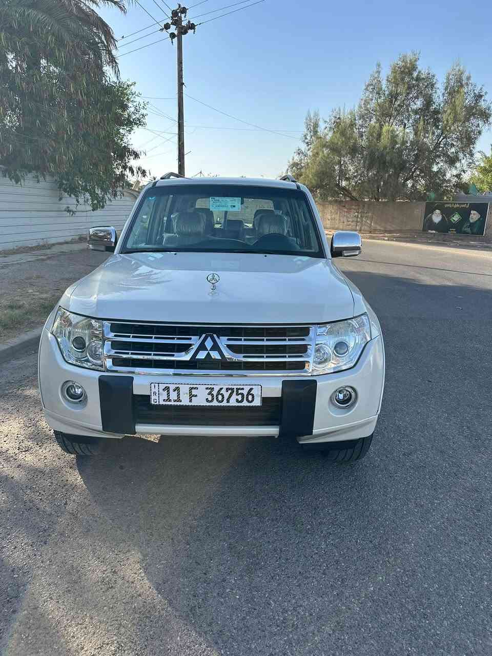 باجيرو ٢٠١٠ خليجي gls بدون سلايد  بدون صبغ أو تبديل مكفوله كفاله عامه جاهزه للاخير بدون أي نقص ٦ سلندر ٣٥٠٠ رقم وسنويه وهزه جديد تخم تاير وصدر ودسكات جدد منضومه زنون عالي وناصي مكاني بغداد حي العامل 
***********   السعر ١٣٣ وبيه مجال
