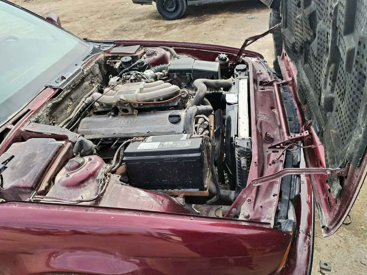 سلام عليكم شلونكم شباب بي ام حجم 520 كير مكينه فول صدر امامي خلفي جديد سياره تحويل  مباشر غراضه كامله  سنويه جديده هزه جديده رقم جديد سياره جاهزه من كلشي كهربائيات كله شغاله جام كهرباء سنتر لوك جام شغال سياره حيل حلوه مال جناي مكاني فلوجة صقلاويه شهداء ثانيه *********** سعر 42 وبيه مجال
