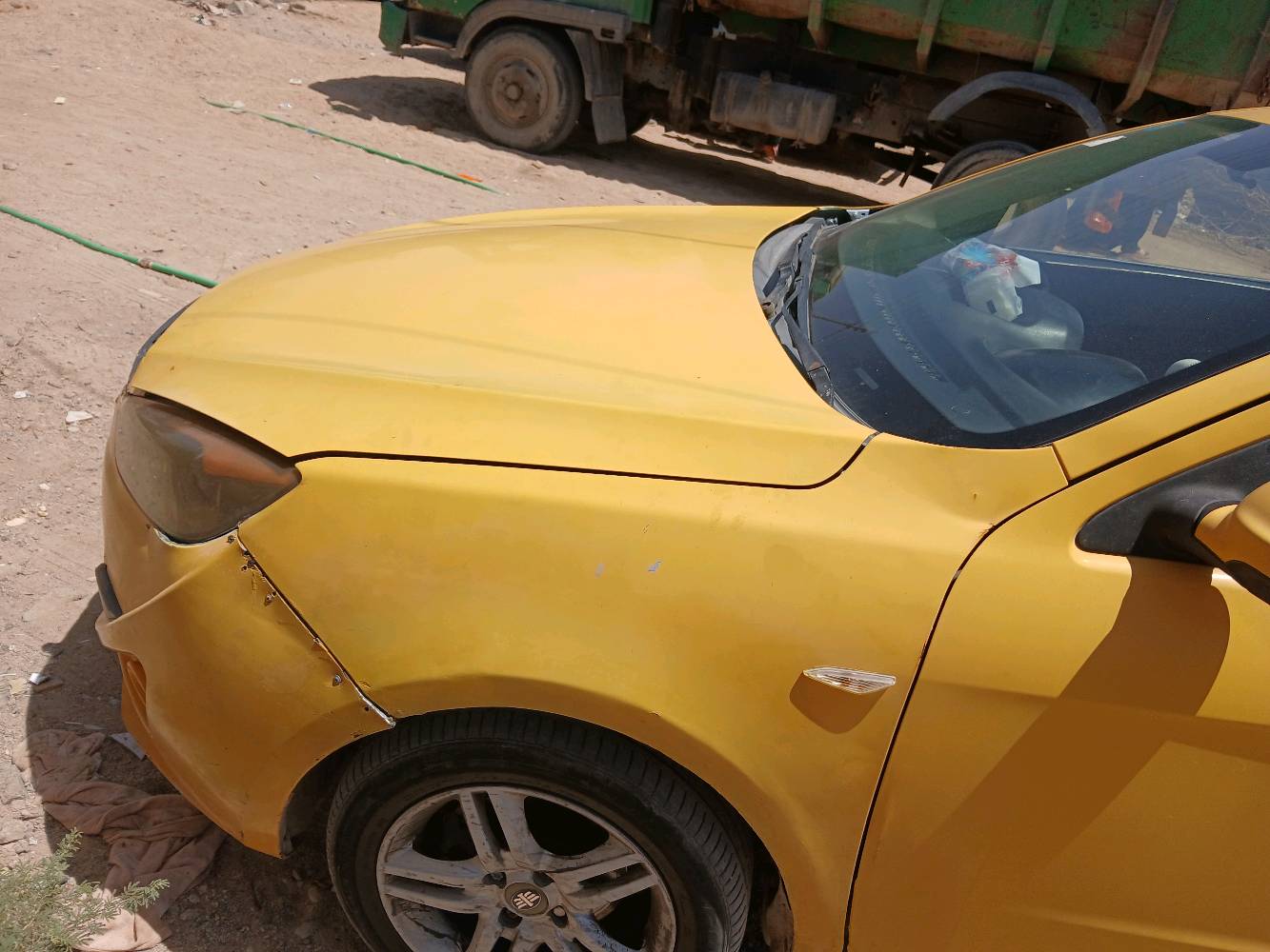 لسلام عليكم فاو اولي موديل ٢٠١٤ مكينه كير بل جيس تبريد ثلج وي السويج كشرتهه شوف العين مابيهه حادث السياره سنويتهه لل ٣٠ باسمي مصفره هزه جديده رثم انكليزي للبيع ب ٣٣ او المراوس ***********