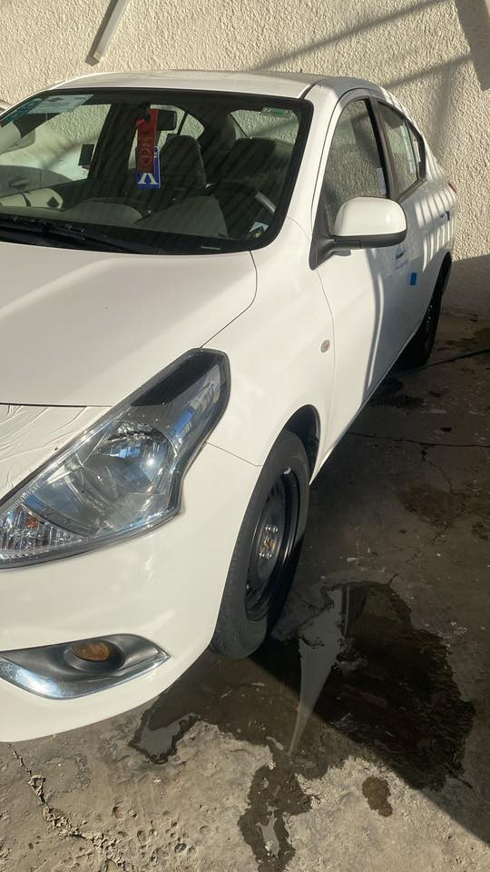 السلام عليكم 

للبيع او مراوس 
سني هندي موديل (2024) ماشيه (21) كم. 
كفاله من البارد والصبغ رقم بغداد مكان السياره بغداد السعر (127) بيه مجال قليل للاستفسار (***********)
