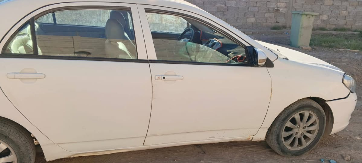 سلام عليكم بي وايدي G3 2013سياره جاهز  مكينه  جاهزه  تبريد جاهز سياره تحكم ستيارن  فتح سقف سياره رقم نكليزي. سنويه 2030تحويل مباشر  بيع مستعجل كلش كلش  ترهم نص بنص  ترهم مقدمه وبقي اقسط
 ***********  استفسار
