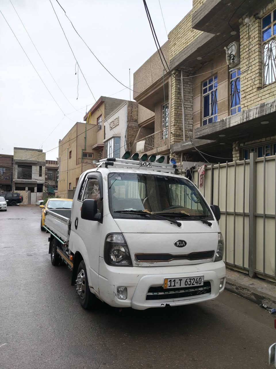 سلام عليكم كية 16 رقم بغداد نكليزي بسمي سيارة نضيفة مال جناي  110 وبيها مجال مكان بغداد المشتل ***********
