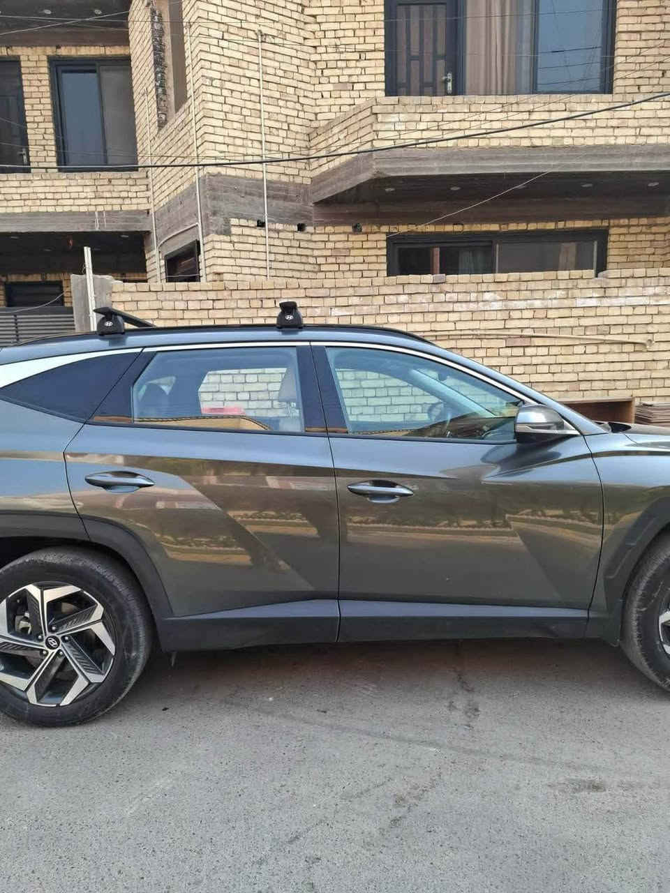 توكسان ٢٠٢٣ vip فول ١/١ 

للبيع 
توكسان 2023 
وارد امريكي 
ماشيه ٣٠ مايل 
——————————————-
فول مواصفات 
بصمه  + دخول ذكي
فتحه سقف بنوراما
شاشه كبير 
كامرات ٣٦٠ درجه
كشنات جلد
كشنات تدفئة 
كشنات كهرباء 
اشاير مري 
كامرات ب مري
رادار امامي خلفي 
رادار جانبي 
تحديد مسار
شحن وايرلس 
حساسات امامي خلفي
بجم زنون كامل نهار 
تبريد قطعتين 
تبريد بيانو منفصل 
سستم صوت كامل هارمان كاردون 
تحكم ستيرن فول 
جنطة كهرباء 
قياده آليه 
اربع انظمه قياده 
 السيارة امريكي 
(( حادثه جاملغ وبنيد))
(( بدون ايرباك ))
———————————————————————
مكانه :-بغداد  
السعر :- ١٩٥
الرقم:- *********** بغداد, العراق
