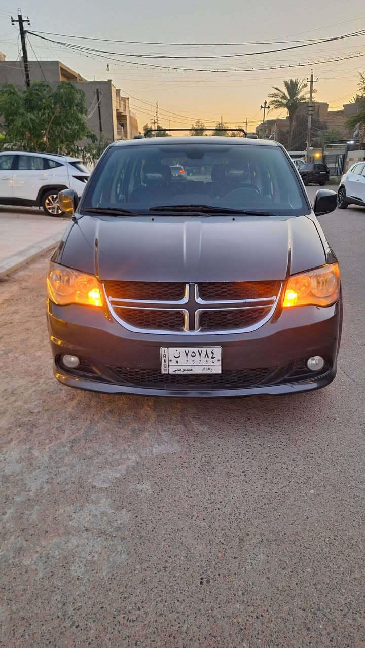 دوج كرفان 2019فول فئه SXT ماشيه 122
        بيع او مراوس حسب القناعه السعر 165
                       ***********
حادث جاملغ بنيد بدون دواخل  بلعراق صاربيه صبغ سونر مرفق بلصور  صور حادثه هم  اوبلخدمه 
              العنوان بغداد الجديده
مكينه كير حداديه كهربائيات شرط الفحص 
تبريد ثلاث قطع ❄️
بيبان كهرباء 
صندوق كهرباء 
كشنات جلد  الوسط  كنتارا كهرباء 
سياره فول اوجاهزه وتراي ناعم اوبلخير علياخذه
