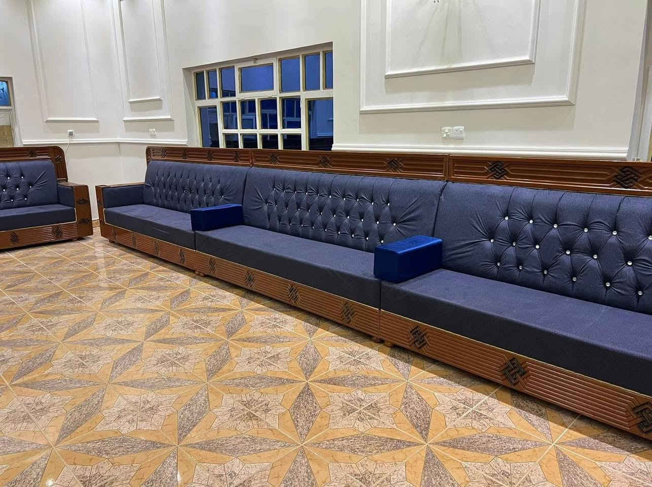 من انتاج معمل فخامة الخليج العربي 
 لصناعه الدواوين عنوانا ذي قار _قضاء_شطره 

للاستفسار الاتصال على الرقم تالي 
***********
