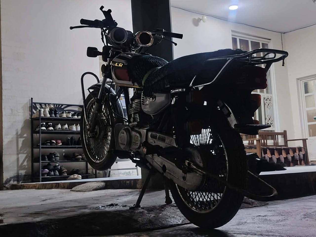 السلام عليكم
دراجه موديل 2021تايكر محرك 125cc
دراجه اي نقص مابيها خير من الله 
السعر خاص 
مكاني منصوريه الجبل


**إذا كنت صاحب هذا الإعلان وتريد حذفه لأي سبب، رجاءا أرسل رسالة إلى الدعم الفني**