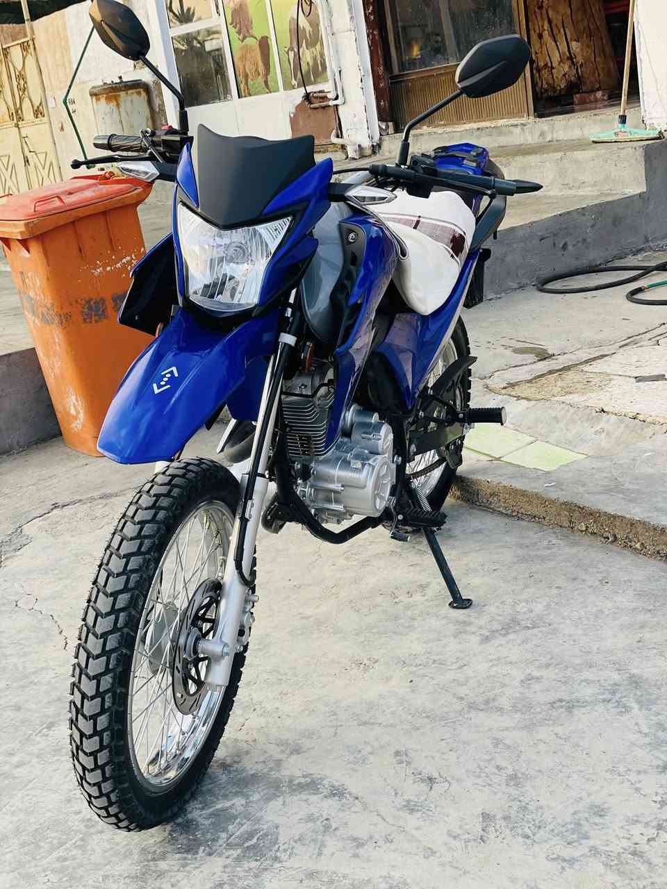 سلام عليكم موطور قفاز بعد جديد  مصله كثيرا من نشد سعره ع الخاص رقم موبايل ***********
