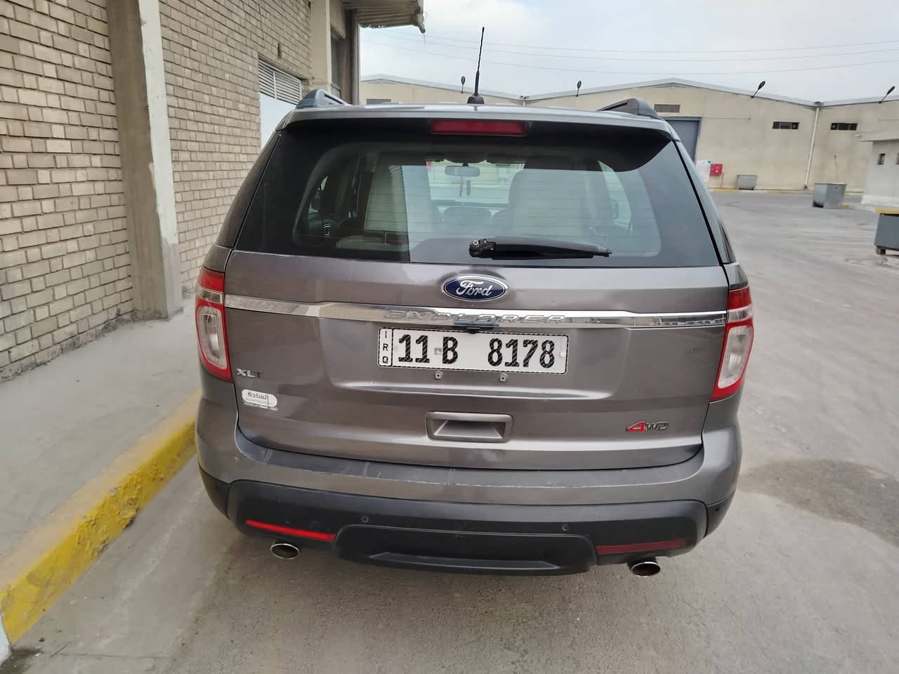 السلام عليكم
فورد للبيع موديل 2011
سياره بدون حادث ولا صبغ
مكانه بغداد مدينة الصدر
ما متواجد بالفيس 
الاتصال ***********
