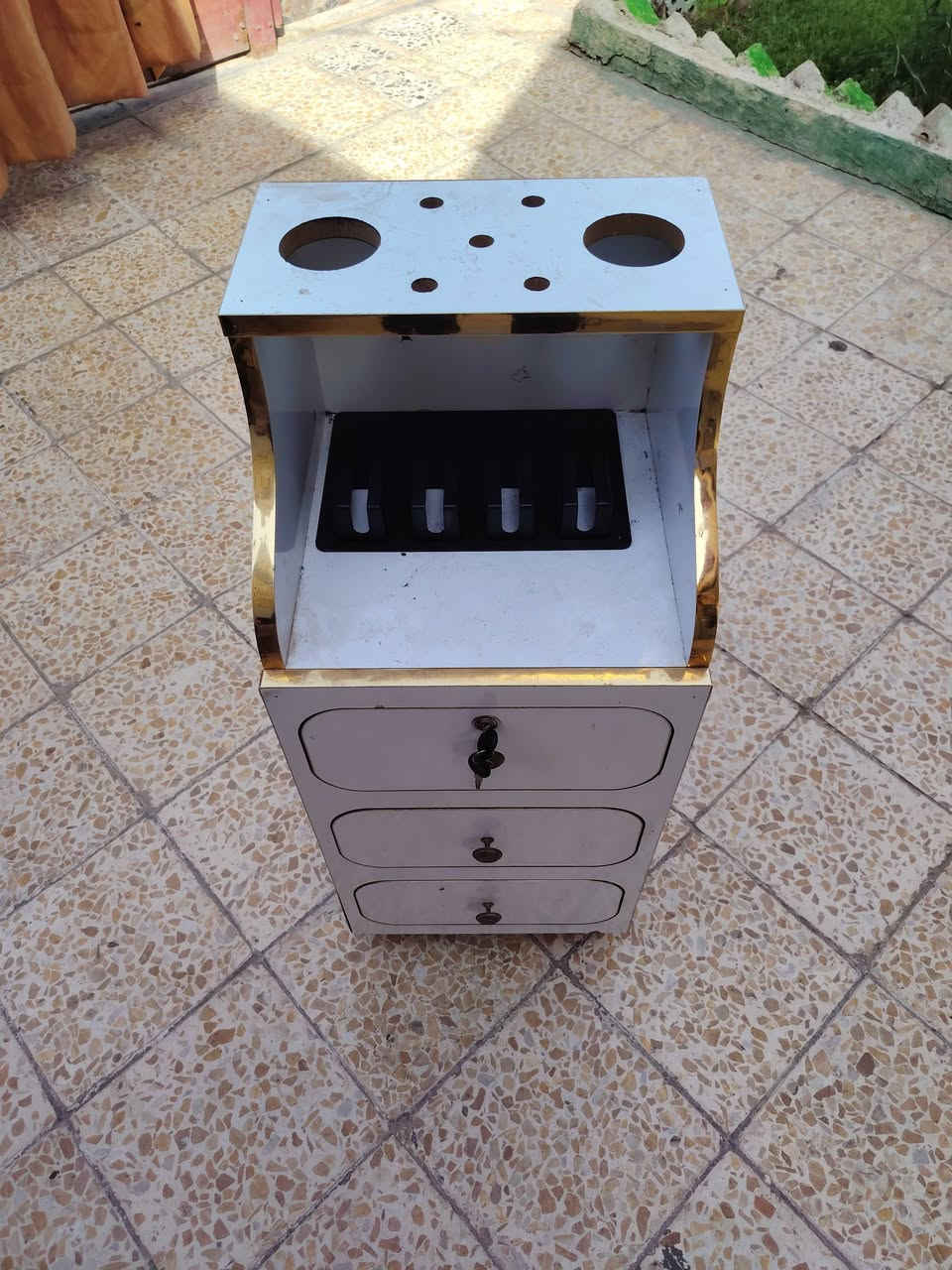 ٣ قطع البيع نضافه ٩٥ بل ميه  مكان بغداد السعر ١٢٥ كلهن


**إذا كنت صاحب هذا الإعلان وتريد حذفه لأي سبب، رجاءا أرسل رسالة إلى الدعم الفني**