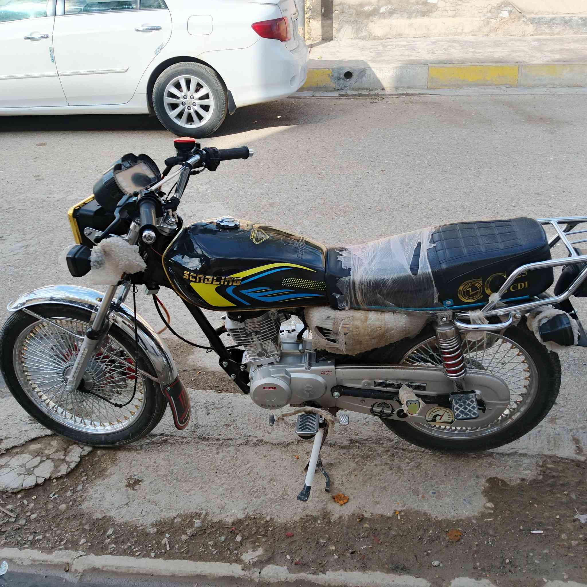 للبيع.  2025     ***********
