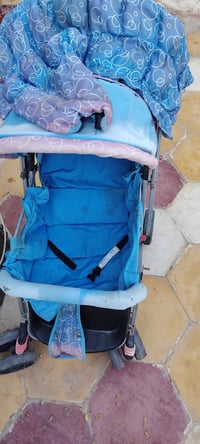 للبيع طباخ ارضي سعر 10 مكنسه كهربائيه 40 عربانه سعر 25 جربايه سعر 20 و...