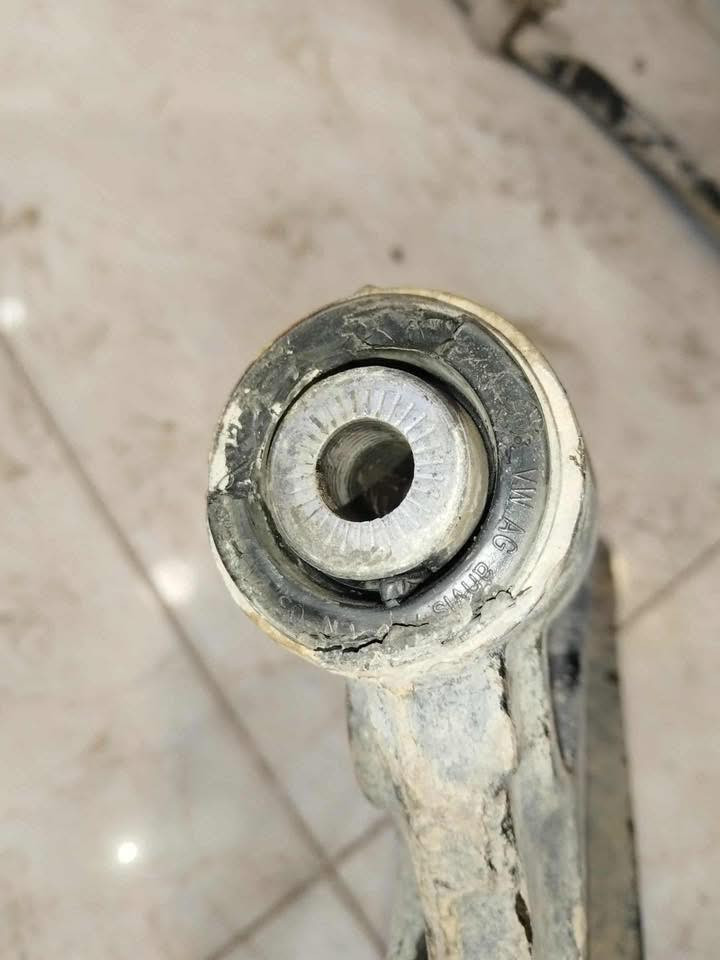 Shireen German Auto Service-  مركز شيرين لصيانة السيارات الالمانية
زبائننا الكرام

 السيارة الاولى 🚘: 

اشتكى الزبون من وجود صوت  في الصدر الامامي للسيارة ( طركعة ) ،  ( تم تبديل  بوش فلمبر - شمعات - بوش فافون طبلة - ربل اسود طبلة - لاستيك رباط ) ، جميع المواد المانية مع ضمان ٦ اشهر   ، علما بان السيارة هي فولكس واگن اطلس  موديل 2019  محرك 3.6  .

🌹

السيارة الثانية 🚖 :  

اشتكى الزبون من وجود صوت  في الصدر الامامي للسيارة ( طركعة ) ،  ( تم تبديل اذرع طبلات  )  ، جميع المواد المانية مع ضمان ٦ اشهر   ، علما بان السيارة هي فولكس واگن اودي A6  موديل 2016   .

🌹
🌹

‏‎كروب وكالتنا 

https://www.facebook.com/share/g/16oT3VE986/?mibextid=wwXIfr

🌹
🌹

‏‎زبائننا الكرام 

‏‎عروض وكالتنا 

‏‎١- تبديل هيدروليك كير بدون اجور عمل 🚘

‏‎٢- فحص كومبيوتر مجانا في وقت تحتاجه سيارتك الى فحص في حالة تبديلك لدهن المحرك في وكالتنا . 

‏‎٣- فحص للصدر الامامي مجانا في وقت تحتاجه سيارتك الى فحص في حالة تبديلك للدهن المحرك في وكالتنا . 

‏‎كذلك سوف تدخل تلقائيًا في السحبة الشهرية للفلاتر المجانية والسحبة الدهن المجاني كل ثلاثة اشهر. 

‏‎٤-زبائننا الكرام 

‏‎العرض الجديد من وكالتنا 

‏‎في حالة زيارتك لورشتنا سوف تدخل تلقائيا بالقرعة الشهرية الجديدة . 

‏‎وسوف تحصل بها على اجور عمل مجانية لاي صيانة تقوم بها في المستقبل حتى وان كان تعمير محرك 

‏‎🏆  العرض الجديد : 

‏‎٥-تبديل هيدروليك كير مجاني ( قرعة كل ثلاثة اشهر )

🌹
🌹

موقع شركتنا الجديد

‏https://maps.google.com/?q=36.168079,44.011108

‏‎‏‎شركة شيرين ( وكالة فولكس واگن & سكودا) 

‏‎اربيل -شارع ملعب فرنسو حريري اذا من جهة شارع  60  - قرب نقليات بغداد ( كراج بغداد) - بالقرب من مرطبات 9* 9 

***********-***********

‏‎الوكالة الالمانية الوحيدة في العراق 🇩🇪

#erbil #Atlas #kurdistan #Volkswagen
