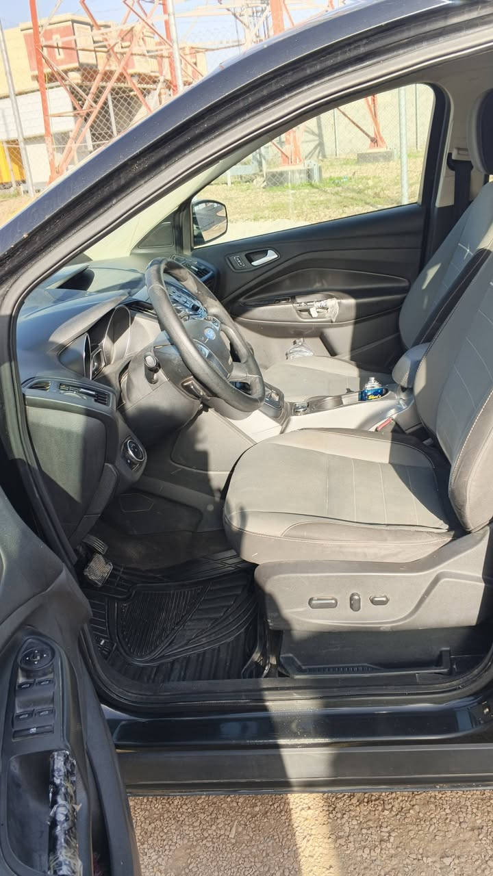 سياره فورتد سكيب فول مواصفات ونضافه موديل 2015 
السكن الحبانيه منطقه السيسي 
رقم الهاتف ***********
