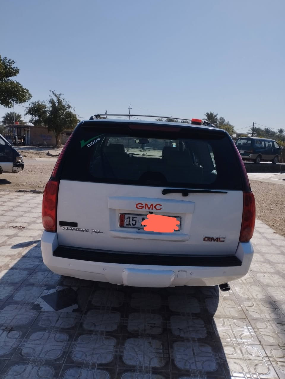 السلام عليكم من رخصت مدير الكروب للبيع2009 يوكن فحل 8 برغي طبله السياره جديده محرك وكير  واكسن جدد تدفئه وتبريد جاهز مكفولة من الضربه والتبديل السياره اصل شمباني مداور ثاني يوم السعر 195 مكان بابل ***********
