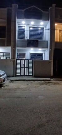 دار للبيع ٧٧ م الموقع بغداد الدوره زراعي طوكان بين شارع ستين والصحه  ي...