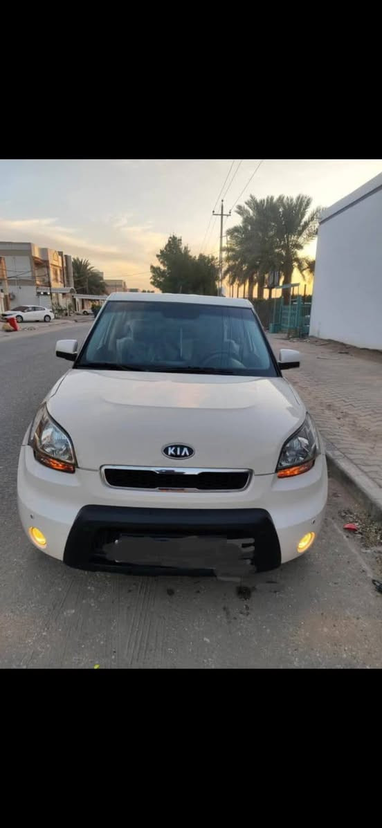كيه صول للبيع ادوات ادوات بيها ارقام اربيل وسنويه طبق الأصل  سيارة جاهزة ٪100  نضافه فول محرك وكير بلكارتون
 تبريد + تدفئه بلكشنات بصمه تشغيل + بصمه ابواب تحكم ستيرن كامل كلشي جديد وضع الشركه العنوان النجف  ***********  السعر 49
