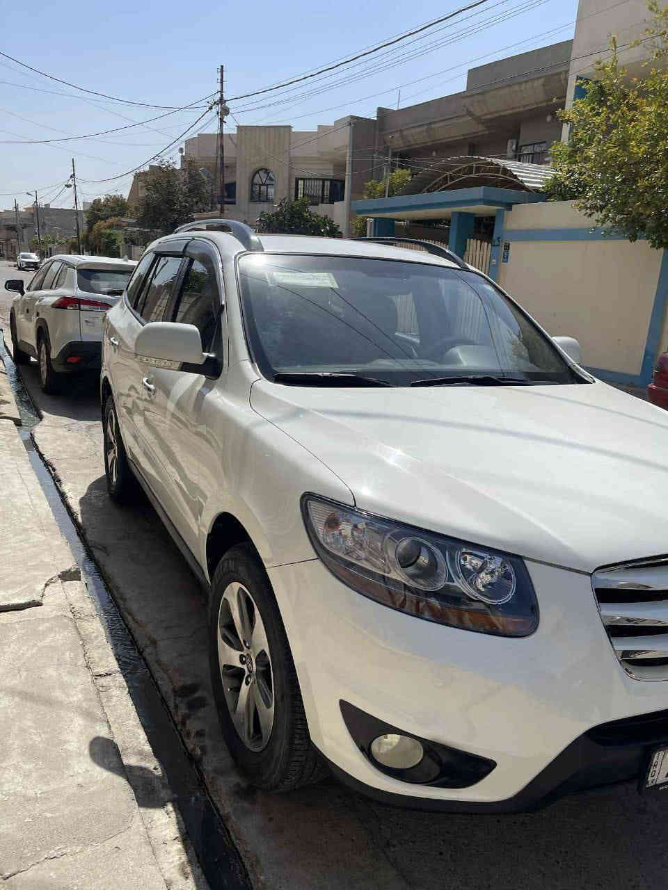 السلام عليكم للبيع سنتافي خليجي 2012  فول مواصفات محرك 4سلندر
149$ وبيها مجال 
*********** \ ***********
