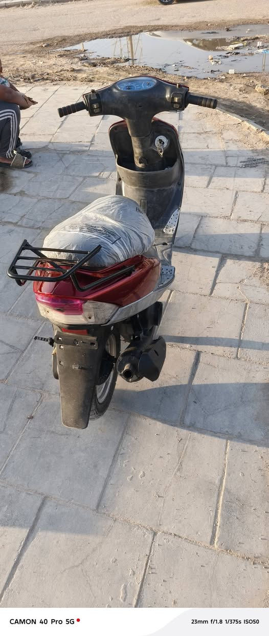 سلام عليكم دراجه ماكس للبيع مامفتوحه تحي تفحص يالله تاخذ وين مايعجبك افحص سعر 700 وبيه مجال 

رقمي ***********

خاص موجود 

الكفرات الاصلي موجودات عندي
