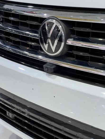 فولكس واكن اطلس
موديل : 2022
ماشي : 45000 ميل
رقم سيارة : اربيل
السيارة : كلين تايتل مكفولة كفالة عامة
مواصفات : SEL R LINE PREMIUM
محرك : 6 سلندر
كروس سبورت : 5 راكب
سعر : 39000 $ 
عنوان : اربيل داخل معرض
***********
***********
