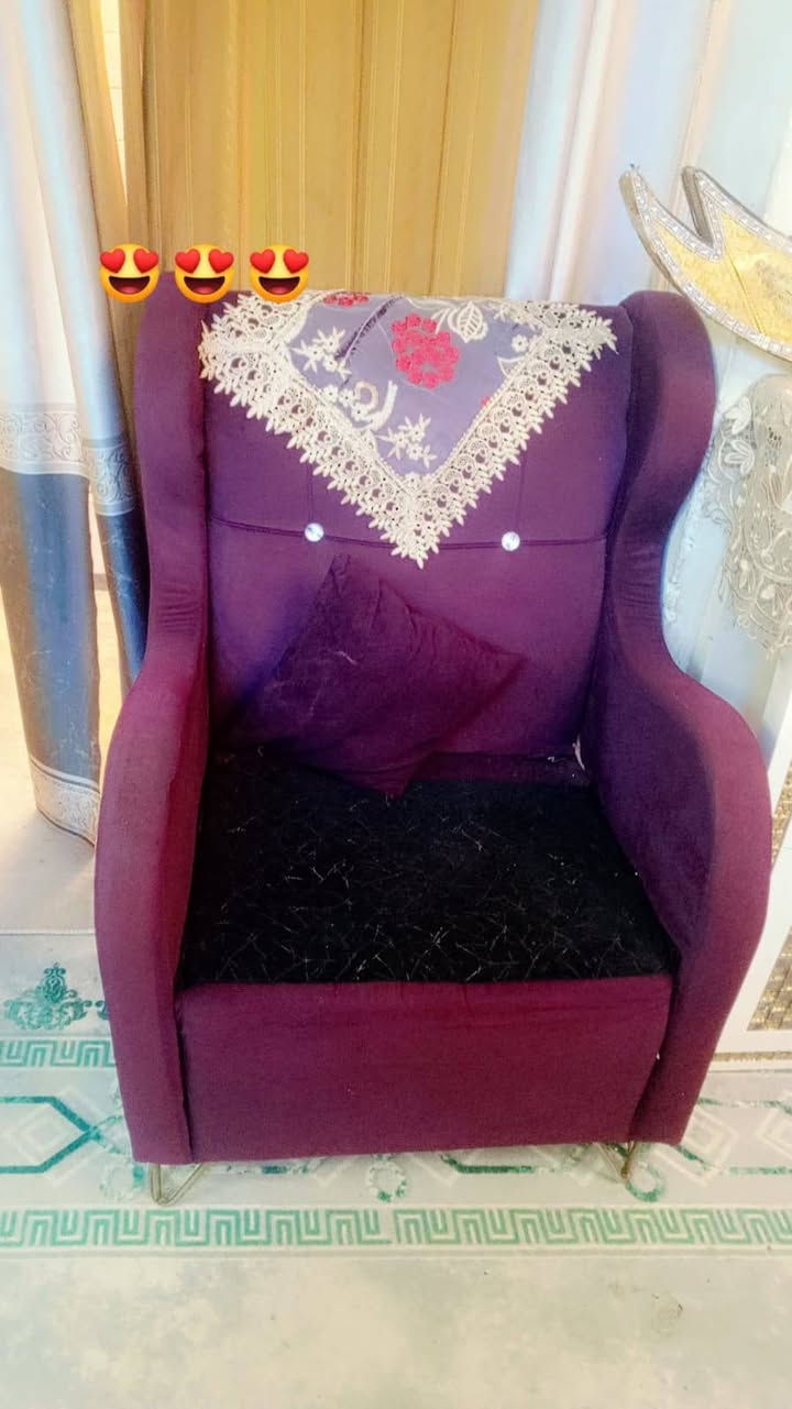 ثلاجه حجم صغير 85لاحمر حجم 16سعر 160تخم 7مقاعد 275تركي 10مقاعد 250مكانهم كرادة


**إذا كنت صاحب هذا الإعلان وتريد حذفه لأي سبب، رجاءا أرسل رسالة إلى الدعم الفني**
