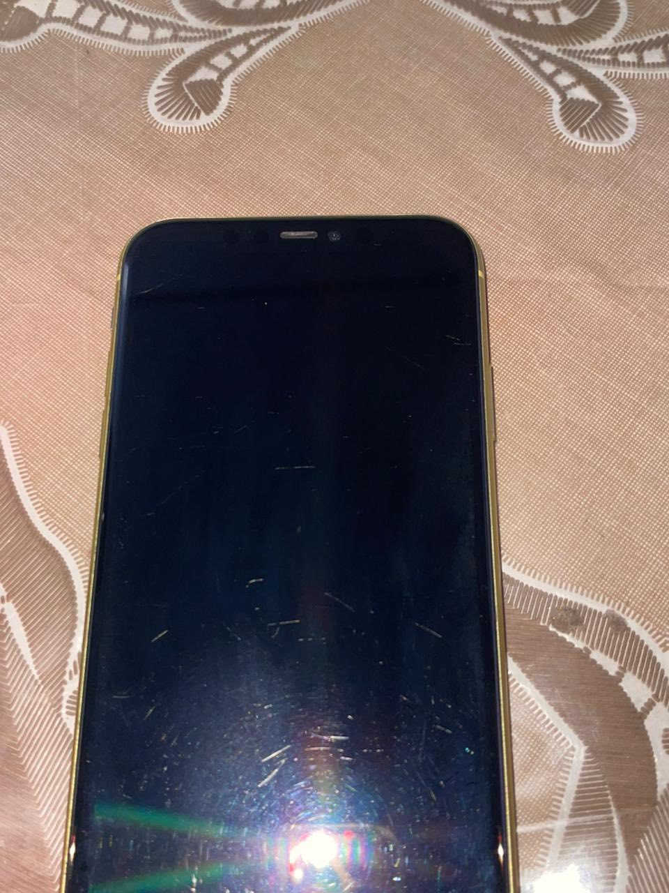 سلام عليكم ايفون 11عادي جهاز نضافه 100/80 ذاكره128 لون ليموني جهاز مبدل بطاريه شرط أصلية بطاريه97 وكلشي شغال مابي اي مشكله سعر الجهاز 230بي مجال بسيط حك الجيه للاستفسار ***********
