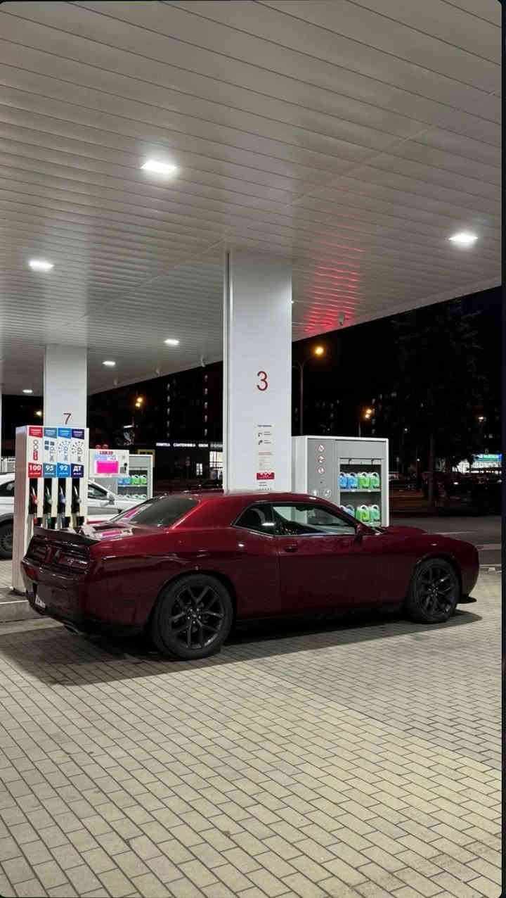 السلام عليكم
تريد  شي نظيف  هاي مال واحد جناي ياخذها
 لاست كول اخت زيرو ماشيه بامريكا14 وهسه بلعراق صارت15 يعني الف فقط ماشيه بلعراق سياره بعده بريحه شركة
جالنجر 2023 RT 
5700 🔥
كشن كهرباء حضن 
شفتات سرعه ستيرن
سوبر تراك باك 
شاشه جبيره 
سبورت
سياره وكالة ستوك وضع وكالة لا مبرمجة ولاشي
لون كرزي مميز 
رقم بغداد باسمي حصرا
قطعه وحده فقط بنيد وبارد بسيط
ستيرن D مال SRT
عنواني نجف حي ابو طالب
***********
موجود واتساب واتصال وماسنجر
فقط الشراي يتصل 
السعر اتصل وبيك خير وتدلل
