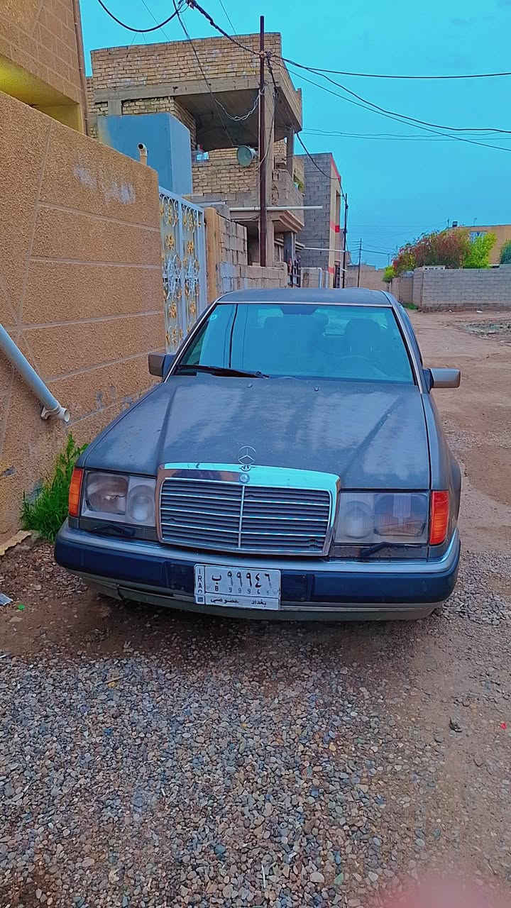 ***********
السلام عليكم مرسيدس دب للبيع موديل 86 حدث 93 بالكامل سياره حلوه ونظيفه كفاله عامه 52 وبيها مجال مكاني بغداد
