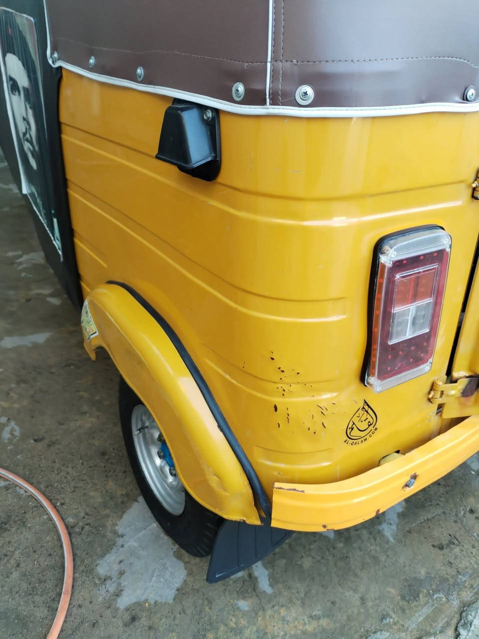 سلام عليكم تكتك عشرين راقم نكليزي بسمي ثاني يوم حوالك كلشي بيها جديد الله شاهد مكينه مفتوحه لاتنقيص ولاتبخير تكتك خير من الله الف ماتصرف عليها شوفت عينك العنوان الحسينية منطقت الجريخي شارع عشرين قرب مدرست الحكيم سعر 6400)***********
